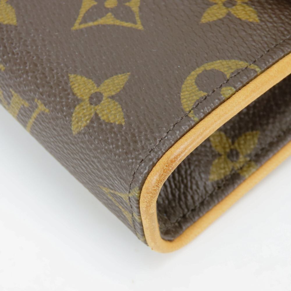 LOUIS VUITTON Authentic Brown Monogram Pochette Fanny Pack - Picture 6 of 16